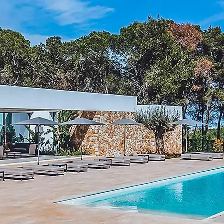 Amaya Villa